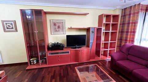 Photo 4 of Flat to rent in Calle Periana, San Fermín,  Madrid Capital
