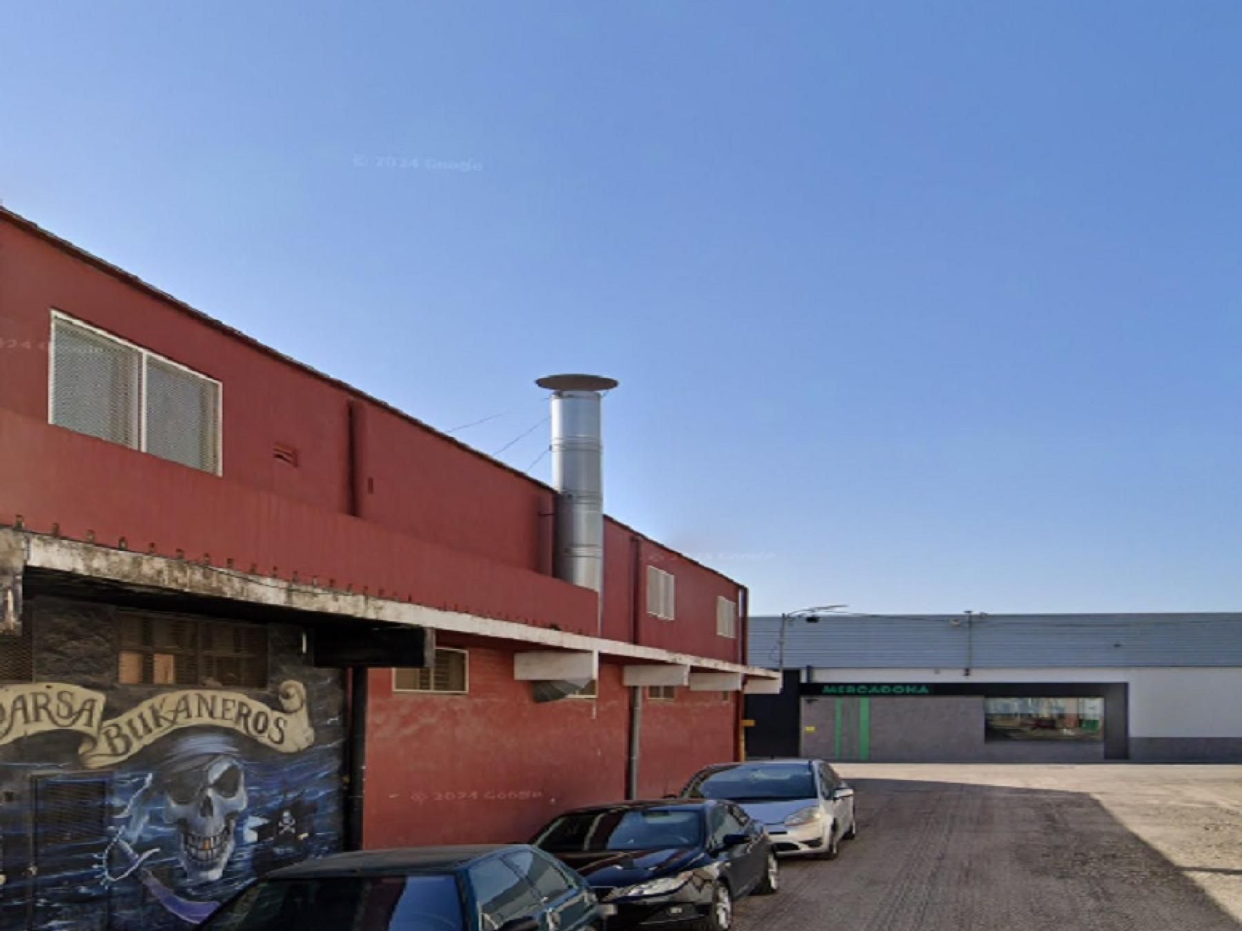 Vista exterior de Nau industrial en venda en Manises