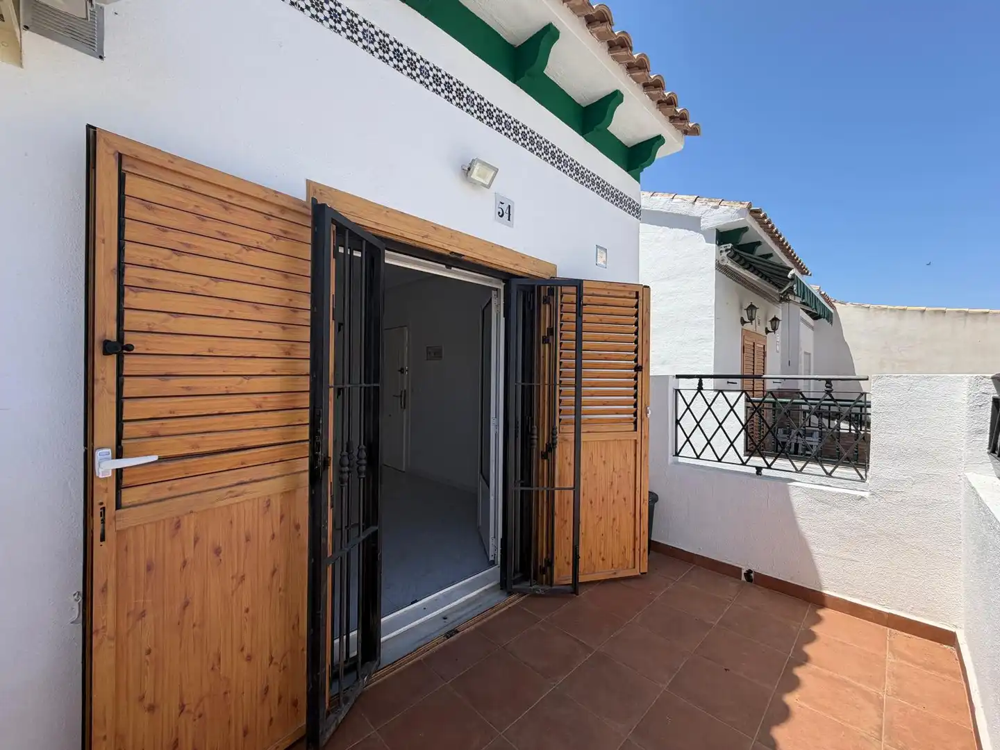 Exterior view of Flat for sale in Torrevieja  with Air Conditioner, Terrace and Community pool