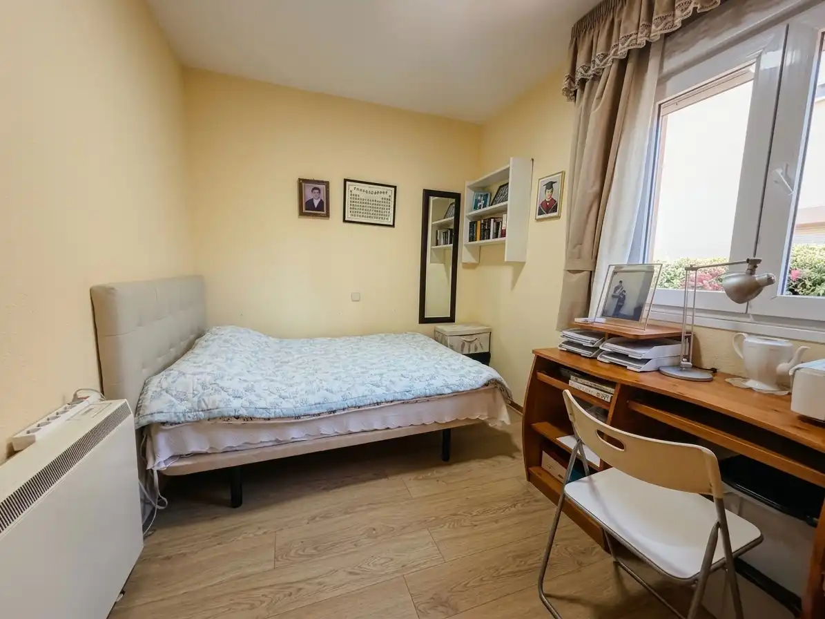 Bedroom of Houses for sale in El Espinar  with Heating, Private garden and Terrace