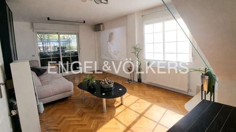 Foto 2 de Dúplex de alquiler en Villalba Estación, Collado Villalba