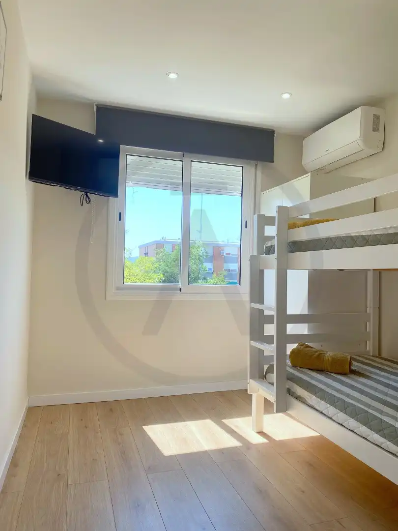 Habitación de Piso en venta en Terrassa con Aire acondicionado, Calefacción y Parquet
