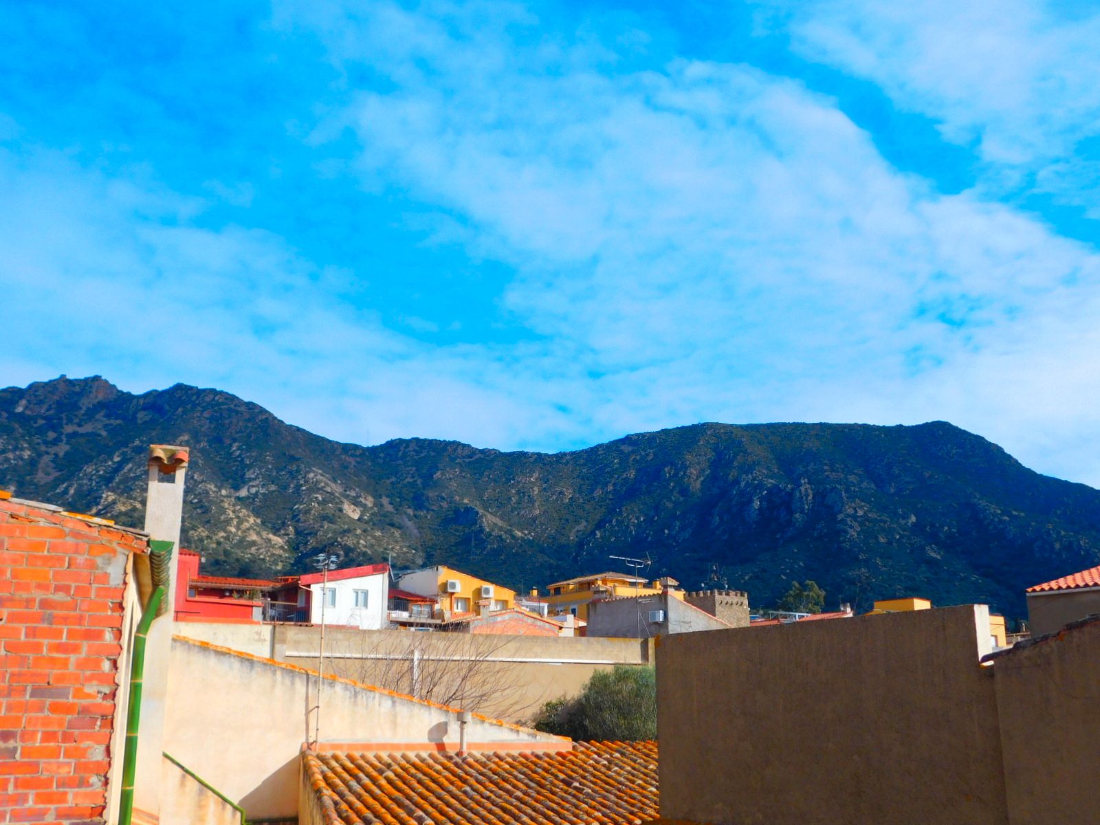 Exterior view of Single-family semi-detached for sale in Palau-saverdera  with Air Conditioner, Heating and Terrace