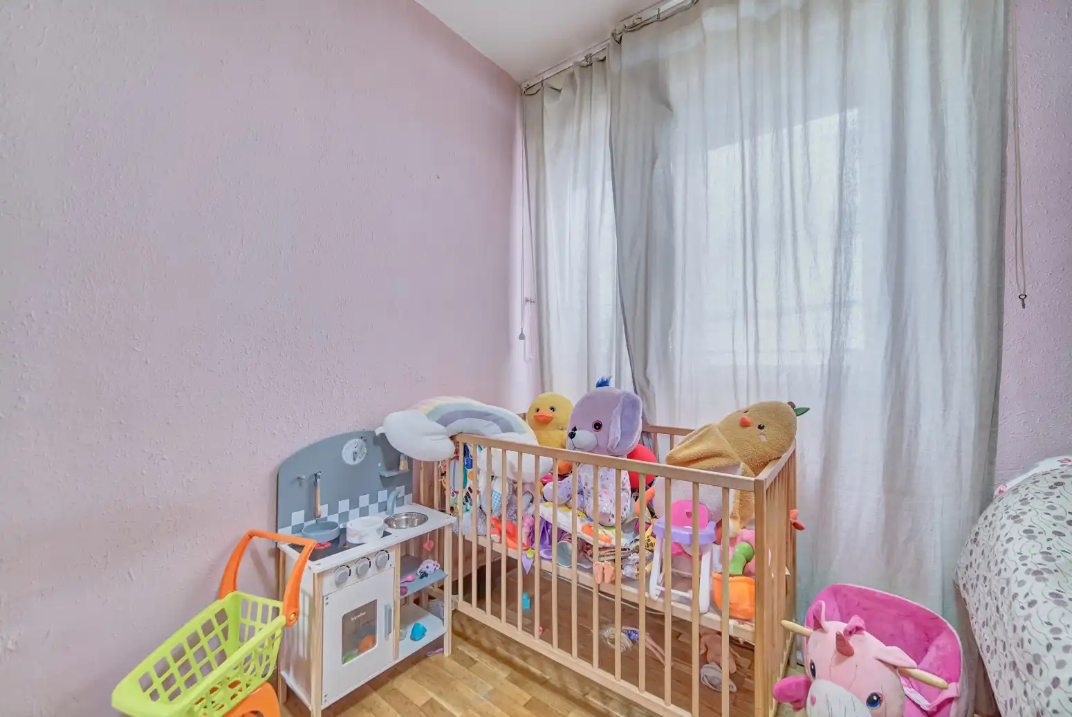 Habitación de Piso en venta en Valle de Elorz / Elortzibar con Calefacción y Parquet