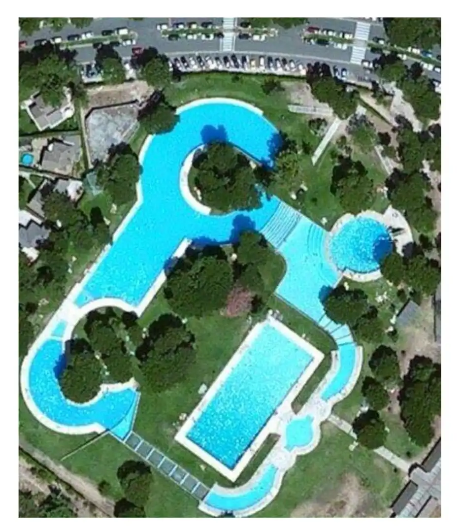 Piscina de Casa o chalet en venta en Maello con Calefacción y Amueblado