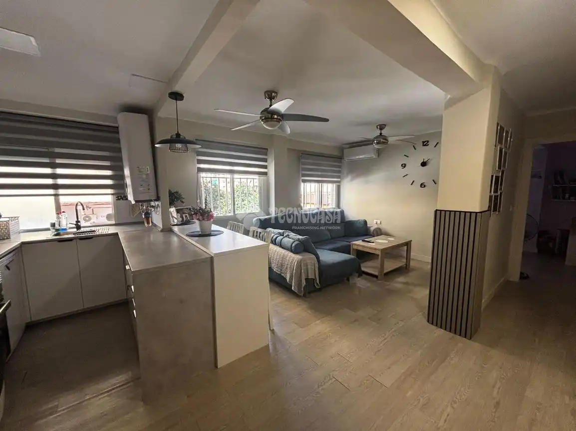 Sala de estar de Piso en venta en Málaga con Aire acondicionado y Parquet
