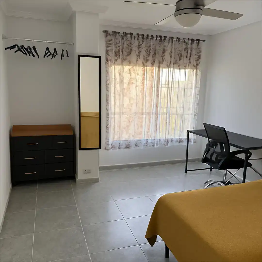 Bedroom of Flat for rent in Pedanías Oeste