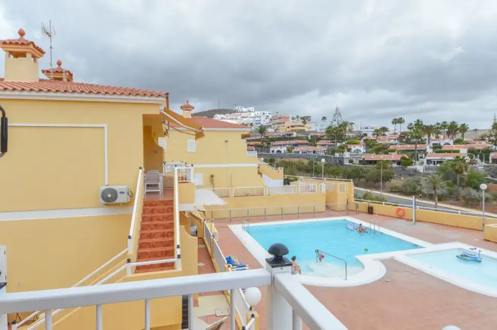 Piscina de Apartamento de alquiler en Mogán con Terraza y Piscina comunitaria