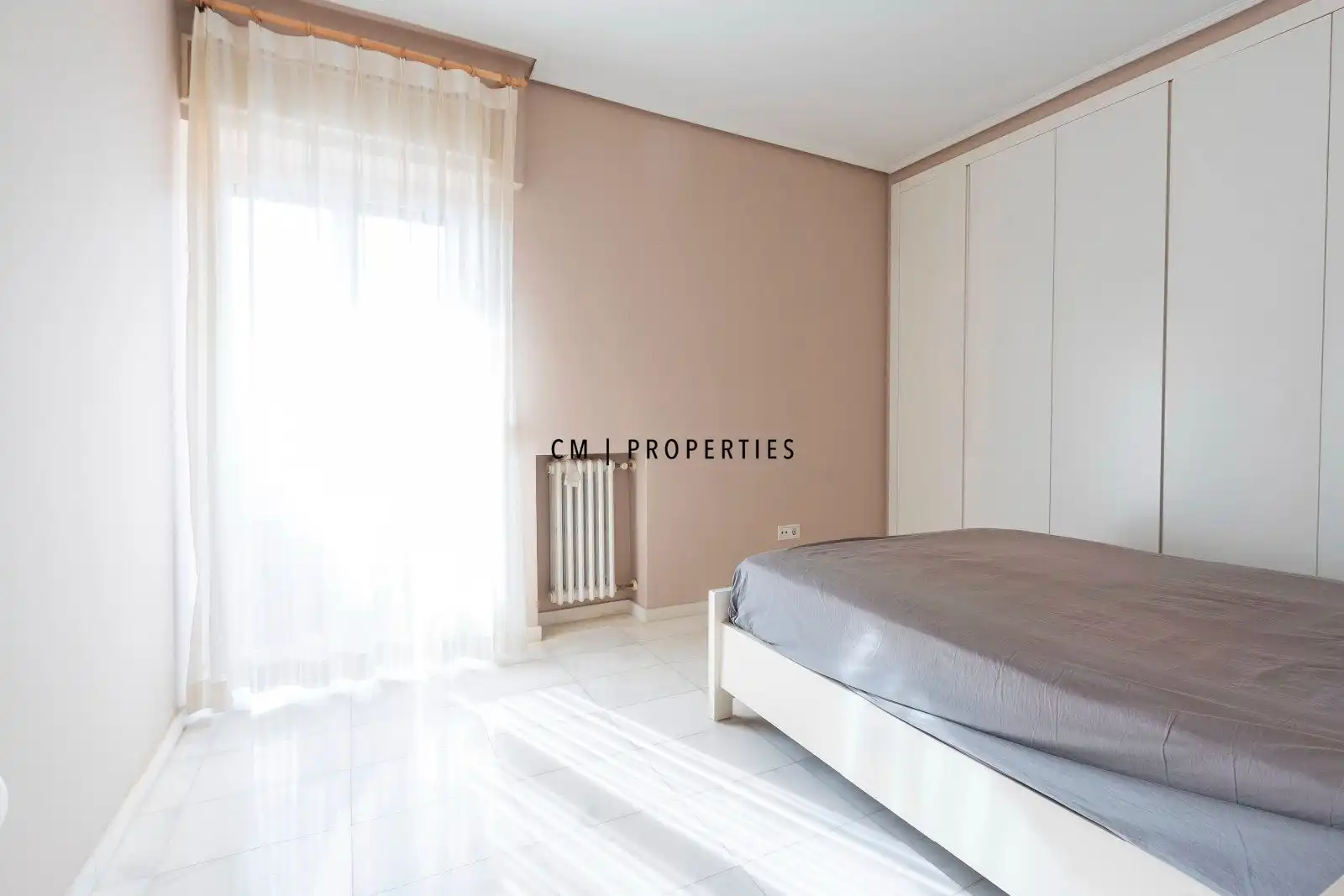 Habitación de Piso en venta en Valencia con Aire acondicionado, Amueblado y Balcón