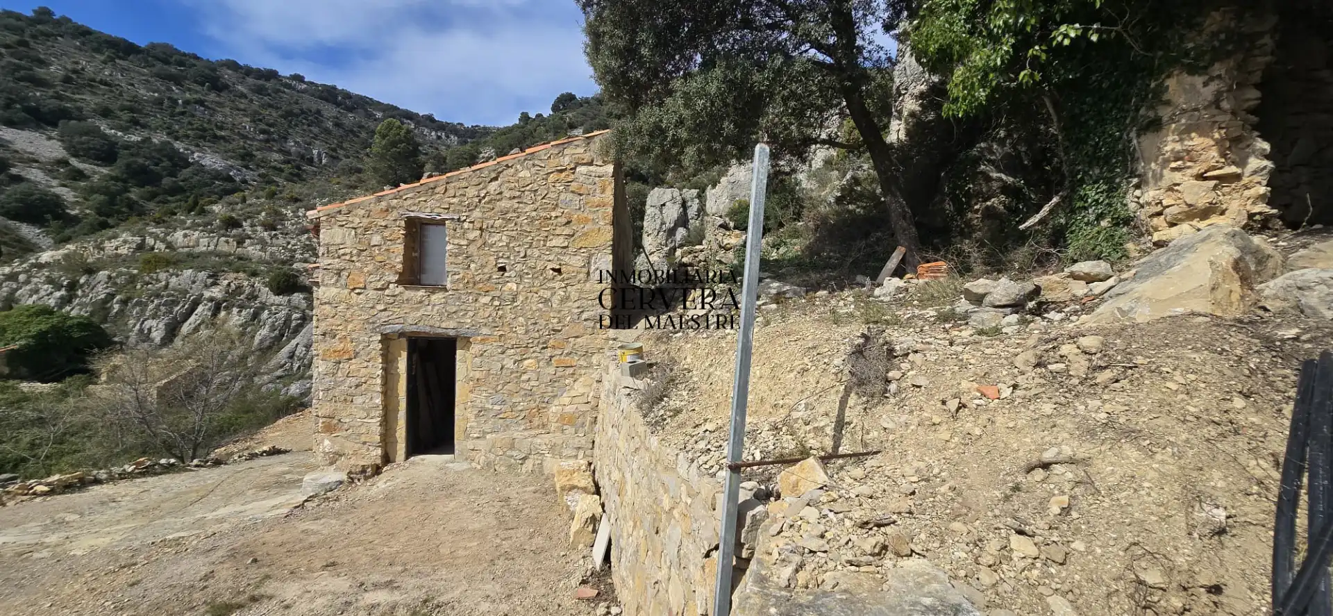 Vista exterior de Finca rústica en venda en Sierra Engarcerán
