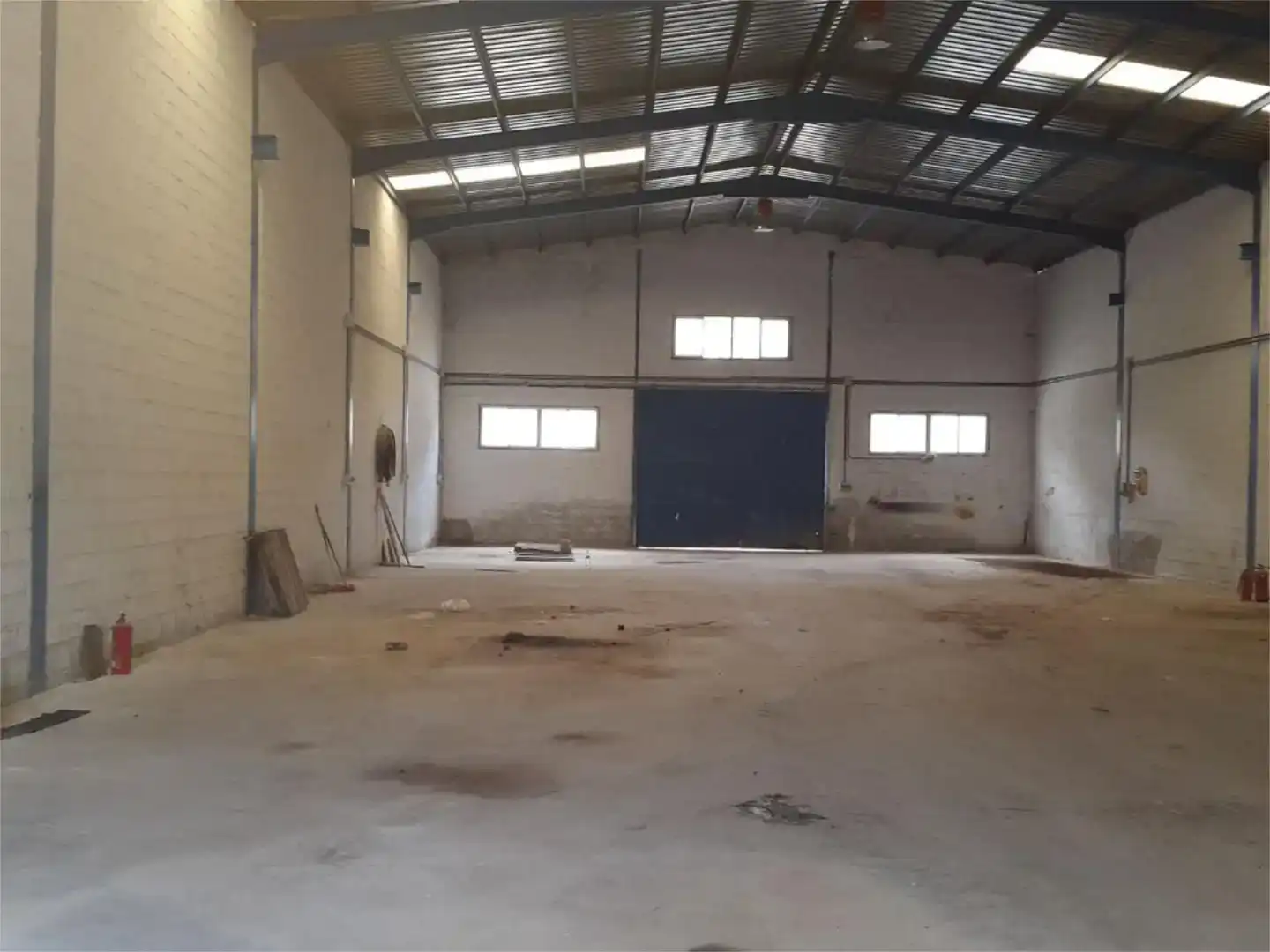Industrial buildings for rent in Loja