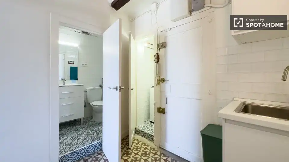Appartement à louer à Ciutat Vella, imagen 4