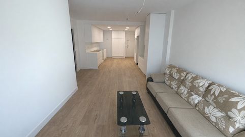 Foto 4 de Piso en venta en Calle Pinto - San Roque, Parla