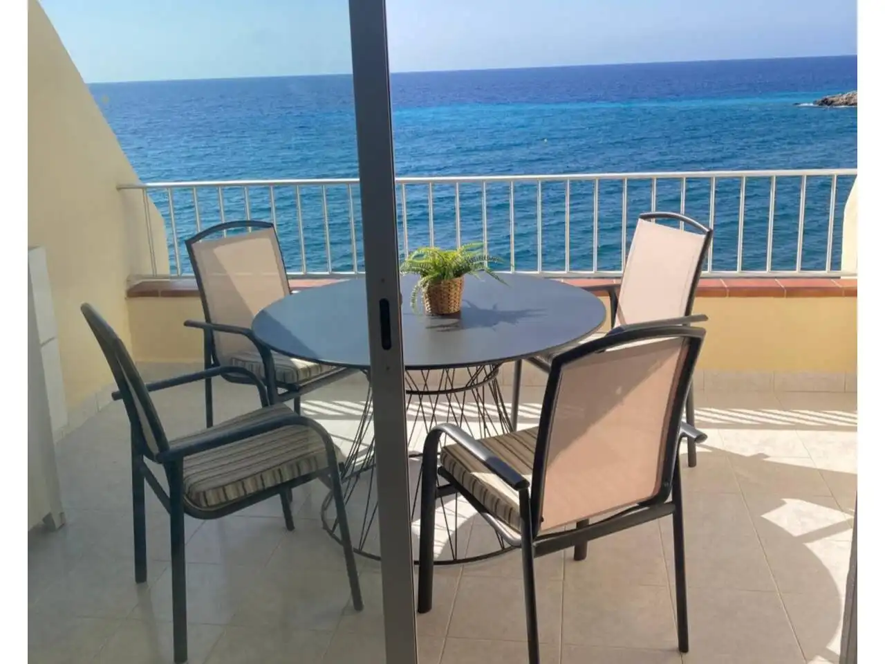 Terrassa de Apartament de lloguer en Almuñécar amb Terrassa i Moblat