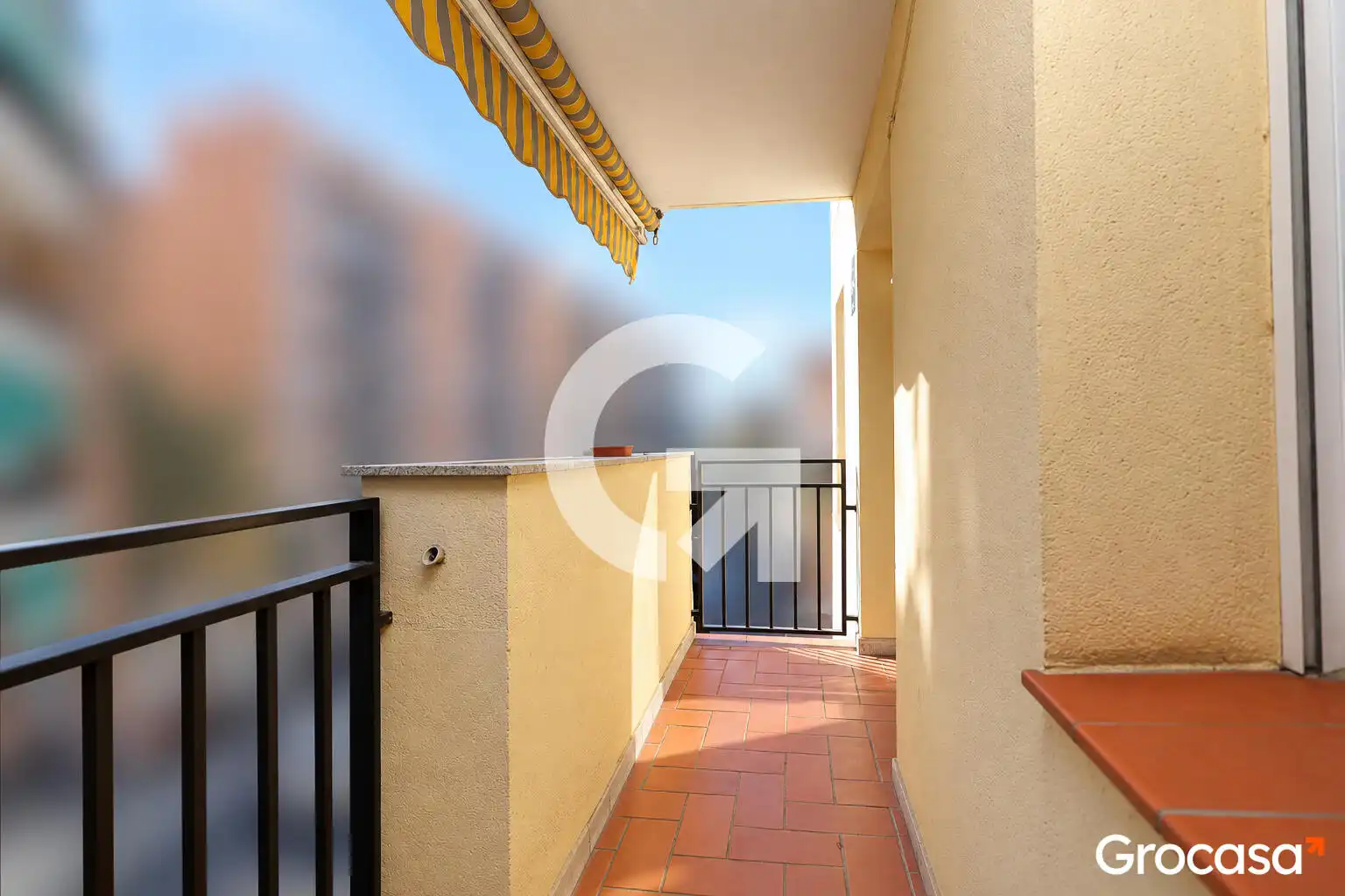 Balcony of Flat for sale in Rubí  with Heating, Oven and Balcony