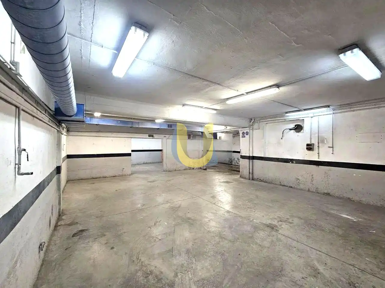 Nave industrielle à vendre à Fuencarral - El Pardo