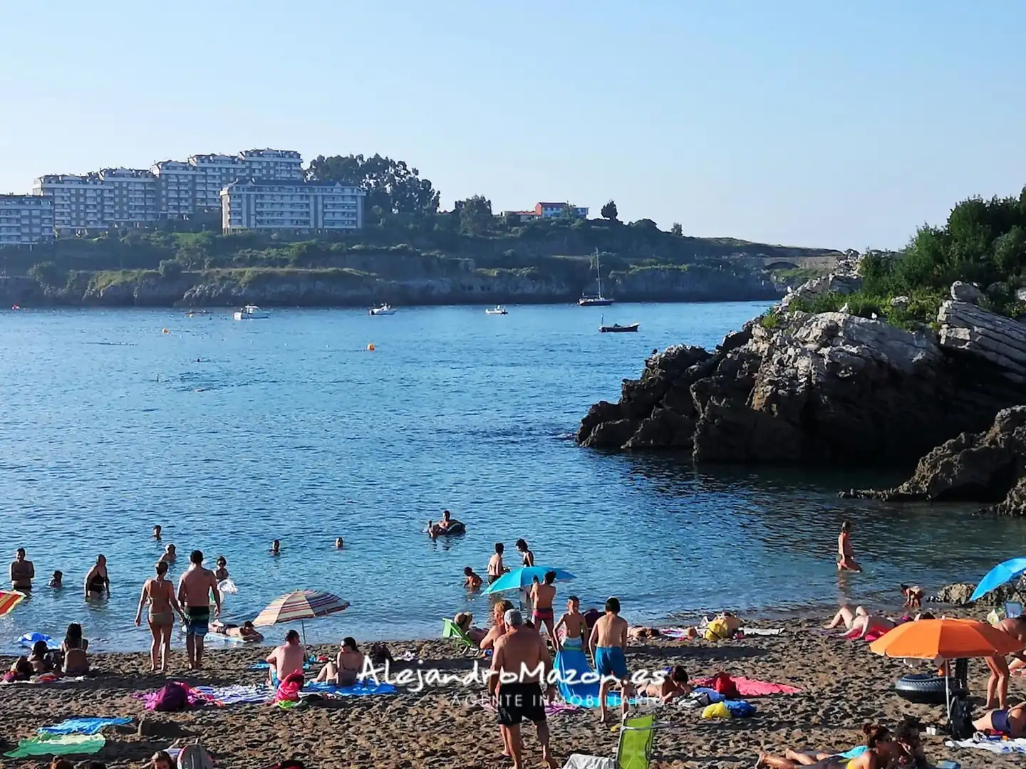 Exterior view of Detached homes for sale in Castro-Urdiales  with Heating, Private garden and Terrace
