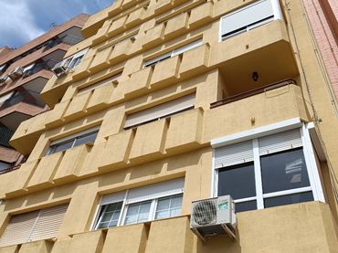 Individuel avec ascenseur à vendre à Calle Alfonso X el Sabio 5