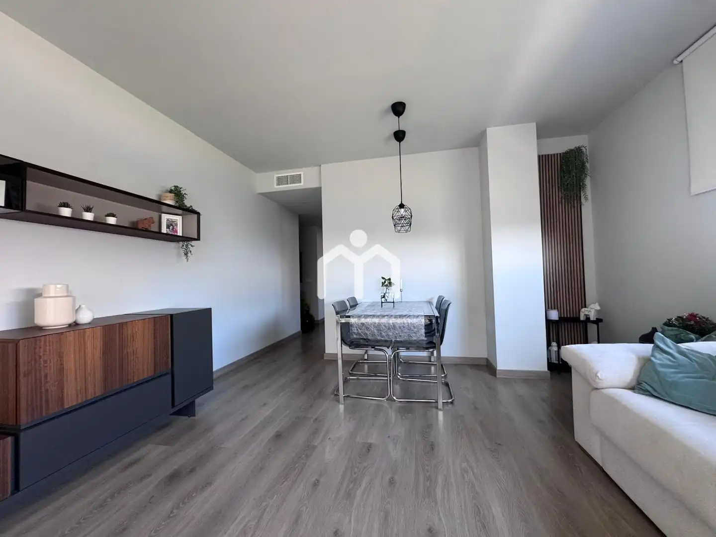 Dining room of Flat for sale in Badalona  with Air Conditioner, Heating and Parquet flooring