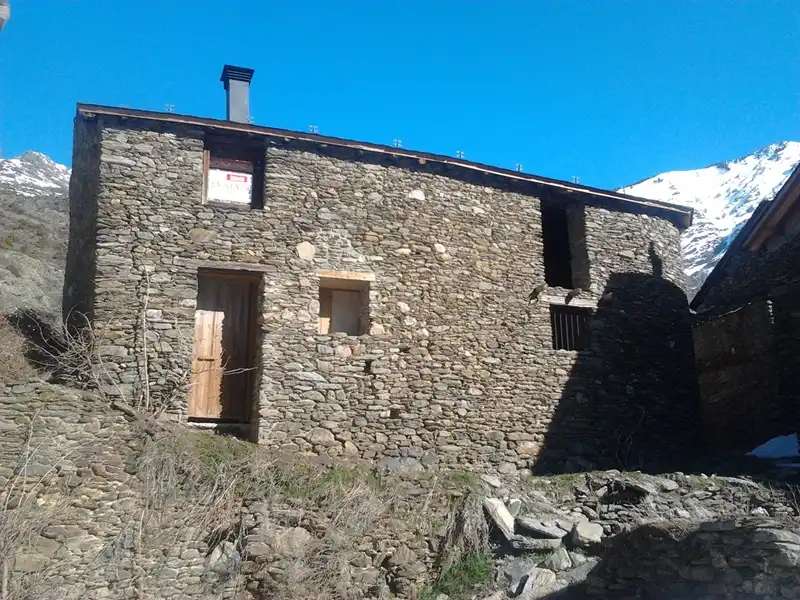 Casa rustica in vendita a Carrer de Berros 29