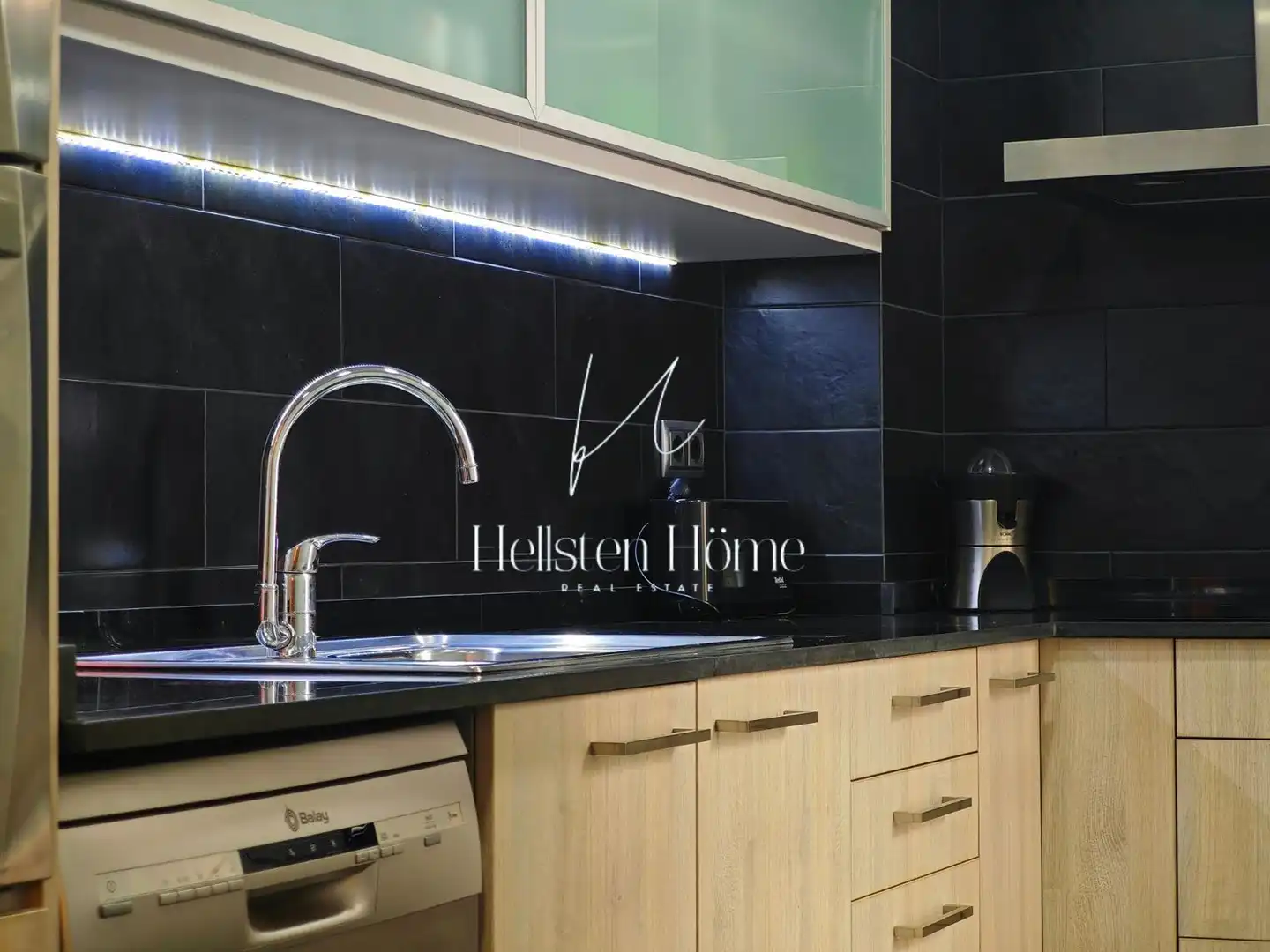 Cocina de Piso de alquiler en Barcelona con Aire acondicionado y Terraza