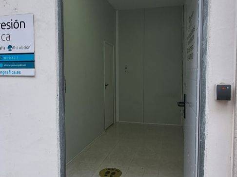 Local comercial en Alquiler en Rúa Costa Grande, 2 en O Milladoiro