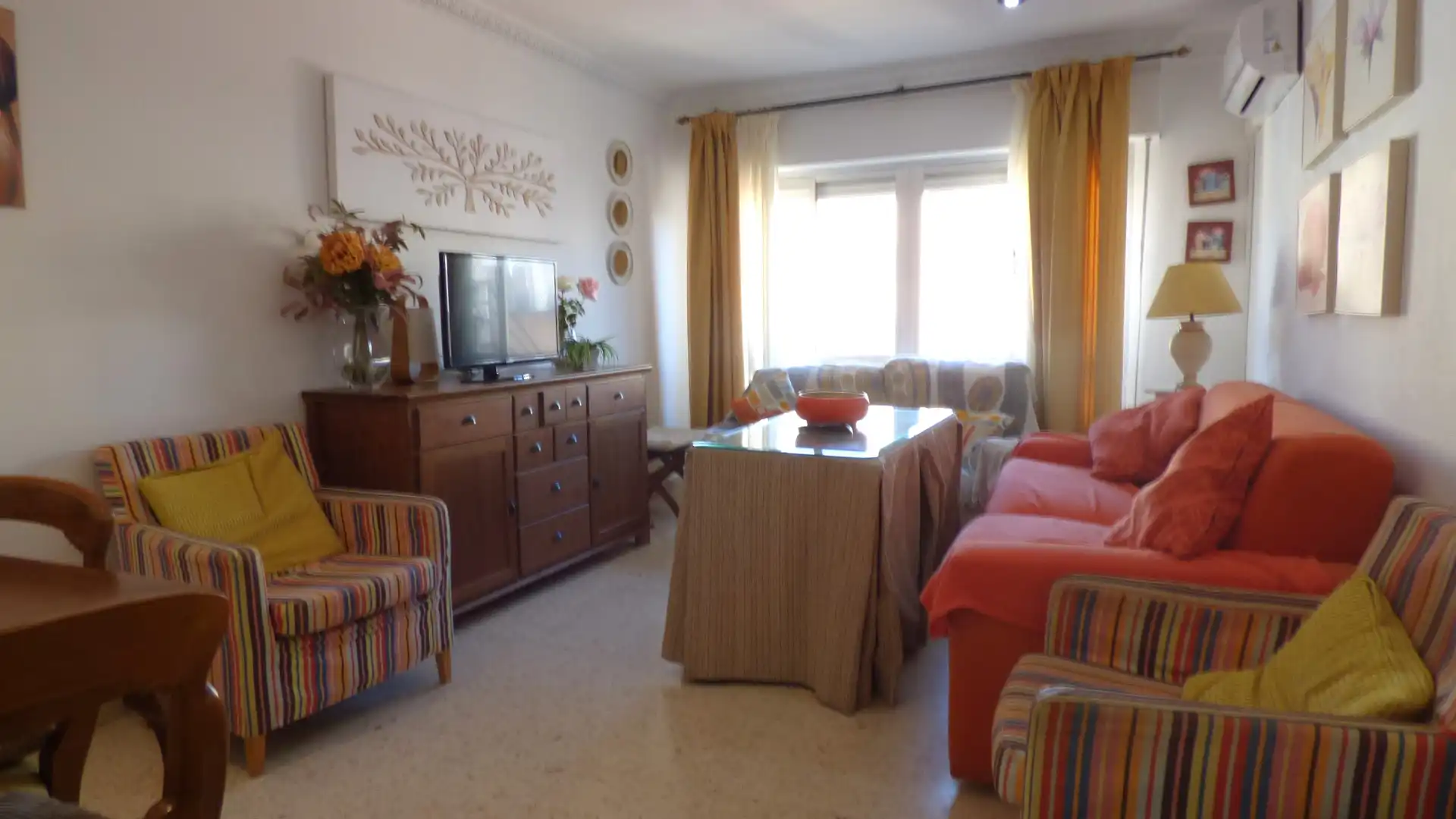 Sala de estar de Piso en venta en  Cádiz Capital con Aire acondicionado