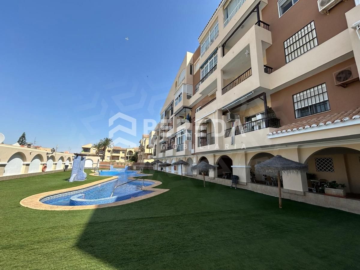 Exterior view of Apartment for sale in Roquetas de Mar  with Air Conditioner, Private garden and Terrace
