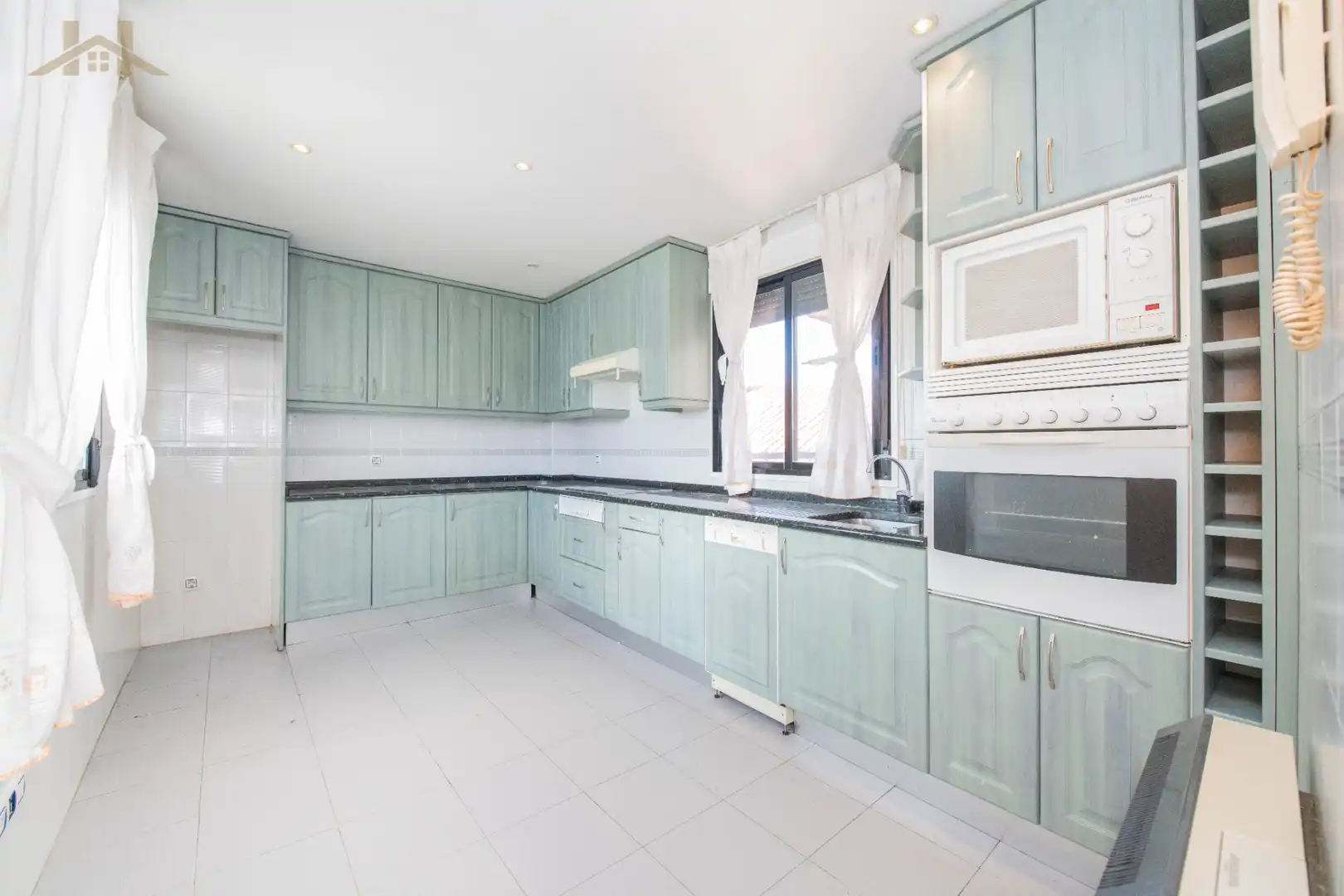 Kitchen of Attic for sale in Mejorada del Campo  with Heating, Parquet flooring and Terrace