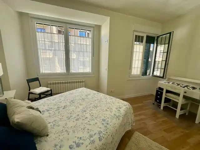Schlafzimmer von Wohnung zum Verkauf in Burgos mit Heizung, Parkett und Möbliert