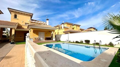 CHALET DE 4 DORMITORIOS 2 BAÑOS EN  ORIHUELA COSTA  LA ZENIA, imatge 4