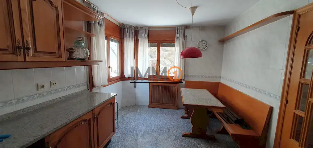 Casa aparellada amb jardí en venda a Engolasters, imagen 17
