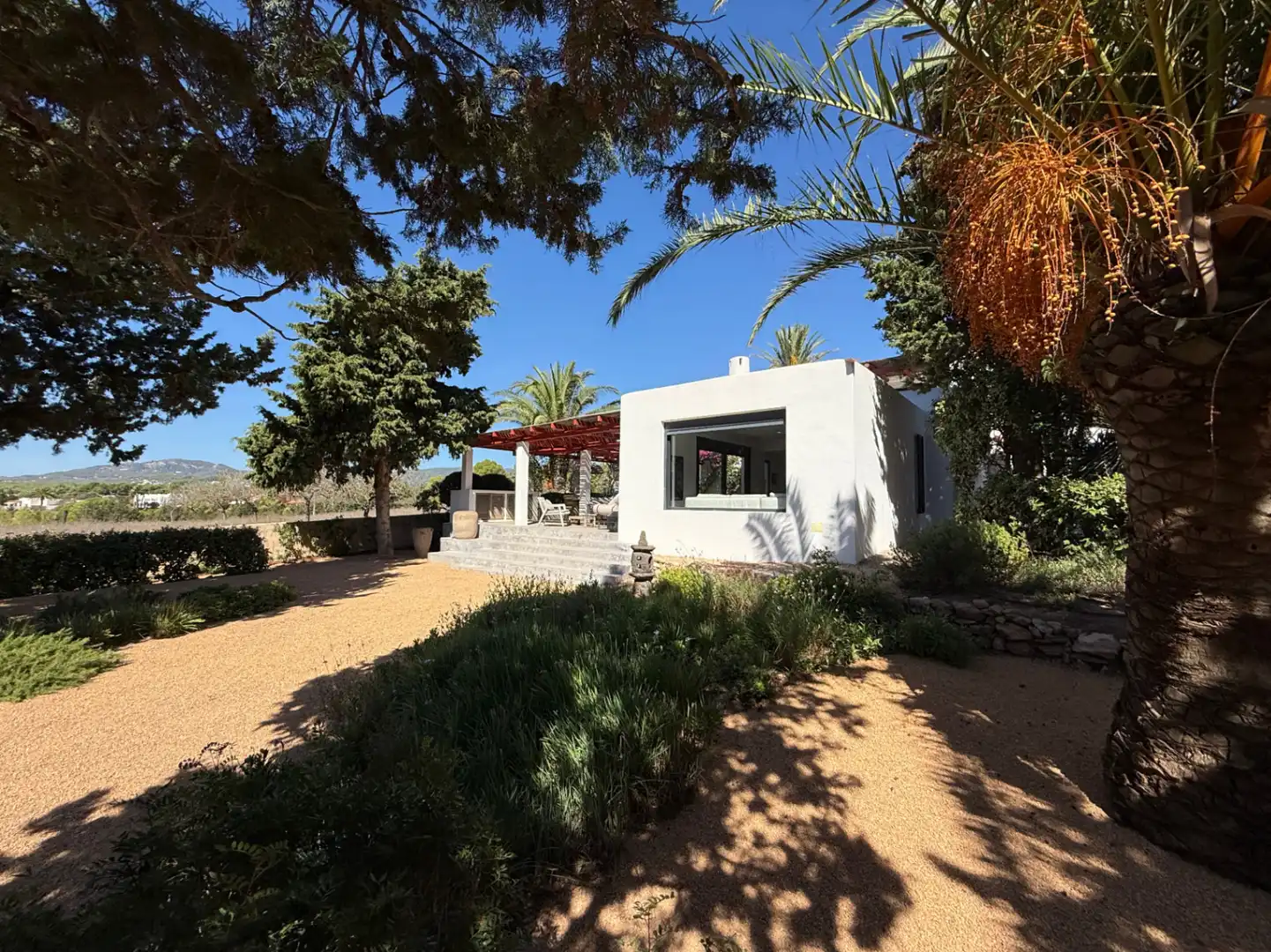 Casa amb piscina en venda a Es Cubells, imagen 3