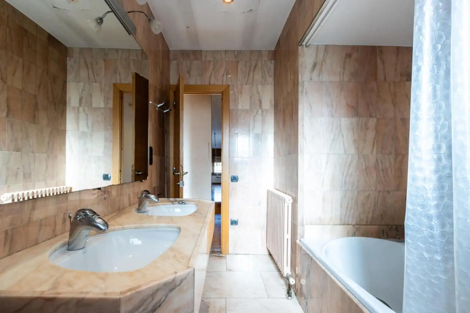 Baño de Dúplex en venta en Sabadell con Aire acondicionado, Calefacción y Terraza