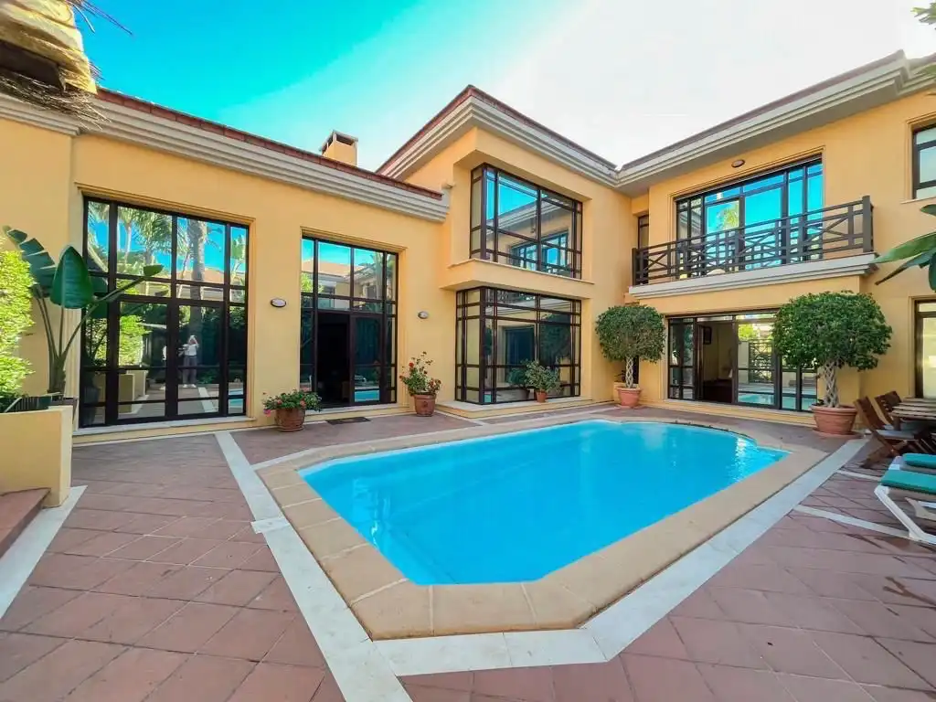 Piscina de Casa o xalet de lloguer en Marbella amb Aire condicionat, Jardí privat i Piscina