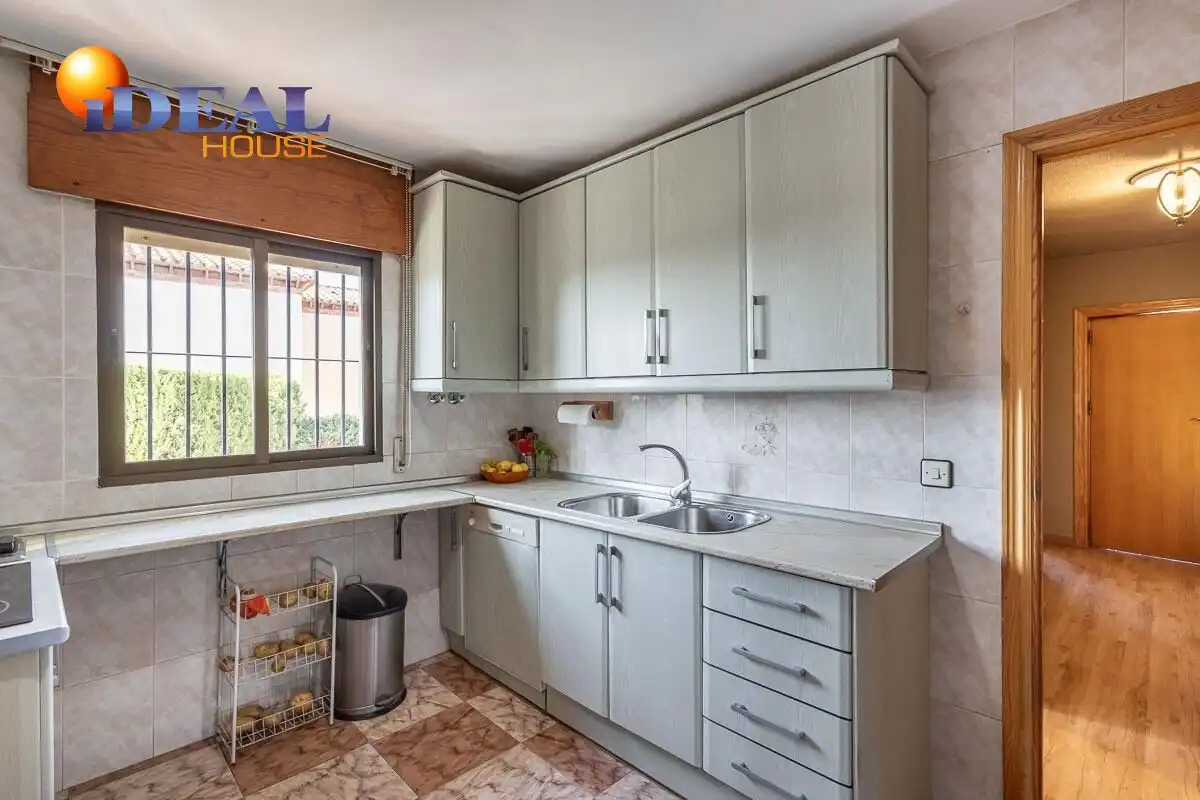 Casa o xalet en venda a Gójar