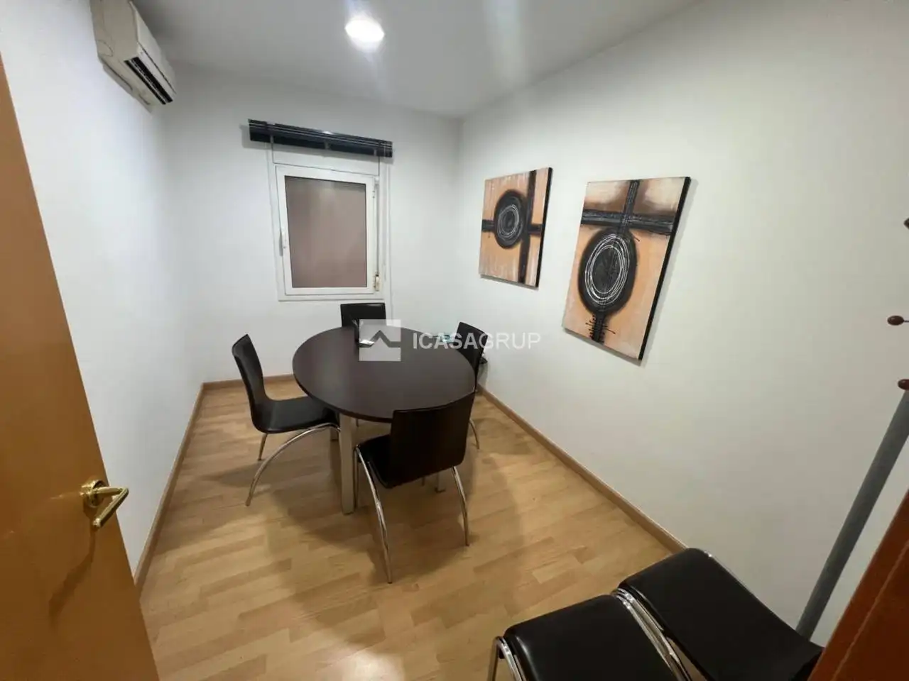 Dining room of Flat for sale in Sant Cugat del Vallès  with Air Conditioner, Parquet flooring and Balcony