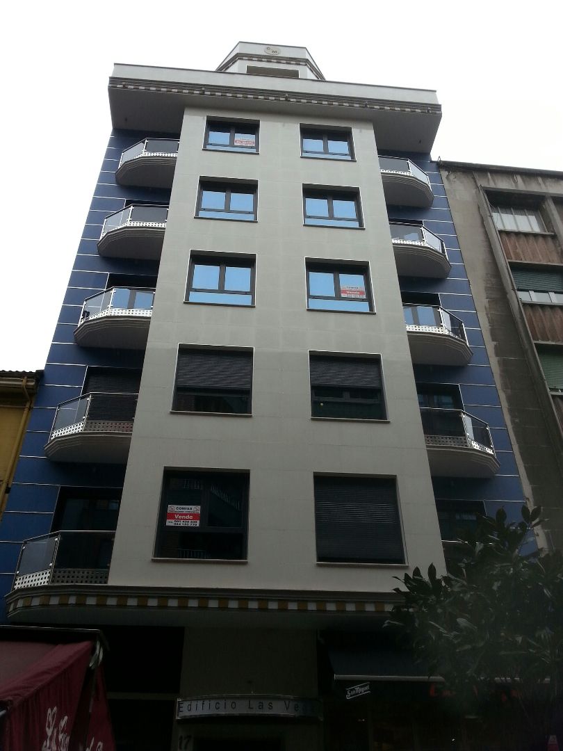 Vista exterior de Dúplex en venda en Mieres (Asturias) amb Calefacció, Traster i Balcó