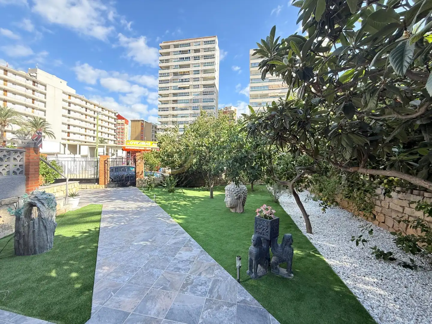 Jardín de Casa o chalet en venta en Benidorm con Aire acondicionado, Calefacción y Jardín privado