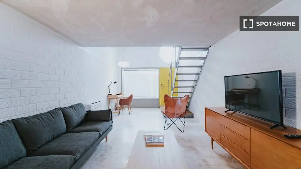 Sala de estar de Piso de alquiler en Madrid con Aire acondicionado, Calefacción y Amueblado