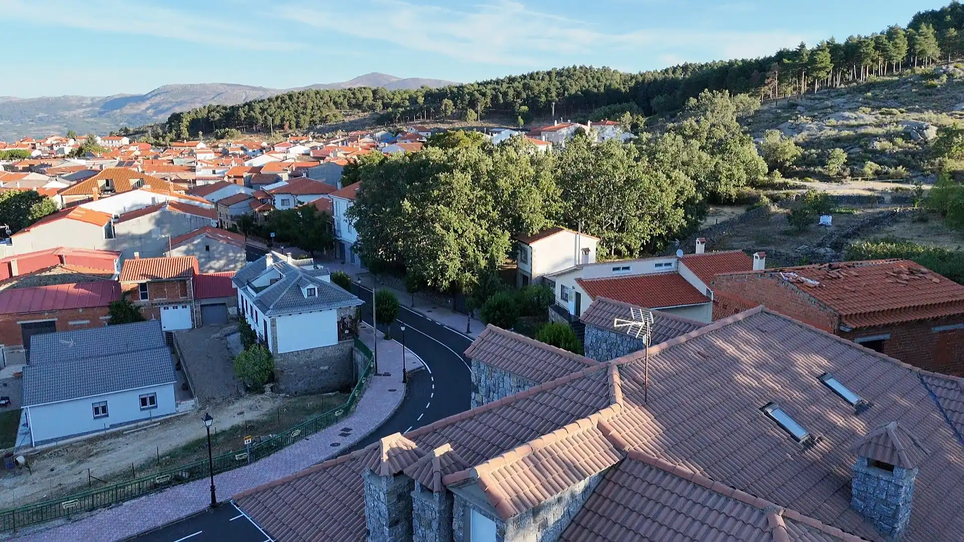 Außenansicht von Residential zum Verkauf in Piornal