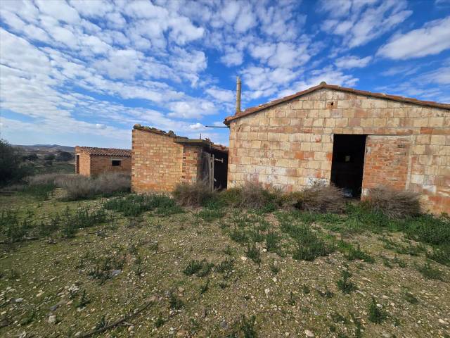 Casa-chalet en Venta en Proc. Simplificado en Aitona