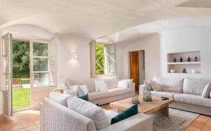 Living room of Country house for sale in Figueres  with Heating, Private garden and Terrace