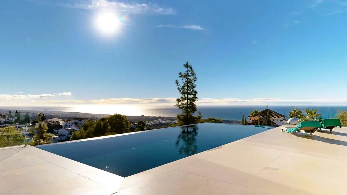 Swimming pool of Houses for rent in Marbella  with Air Conditioner, Private garden and Terrace