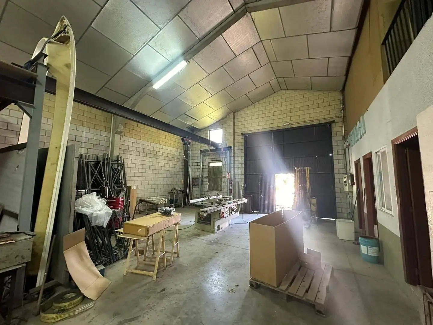 Nave industrial en venta en Olivenza