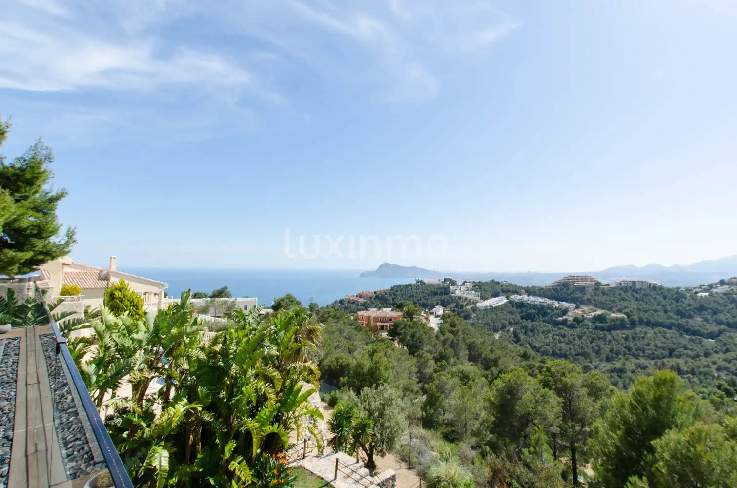 Außenansicht von Haus oder Chalet zum Verkauf in Altea mit Klimaanlage, Heizung und Privatgarten