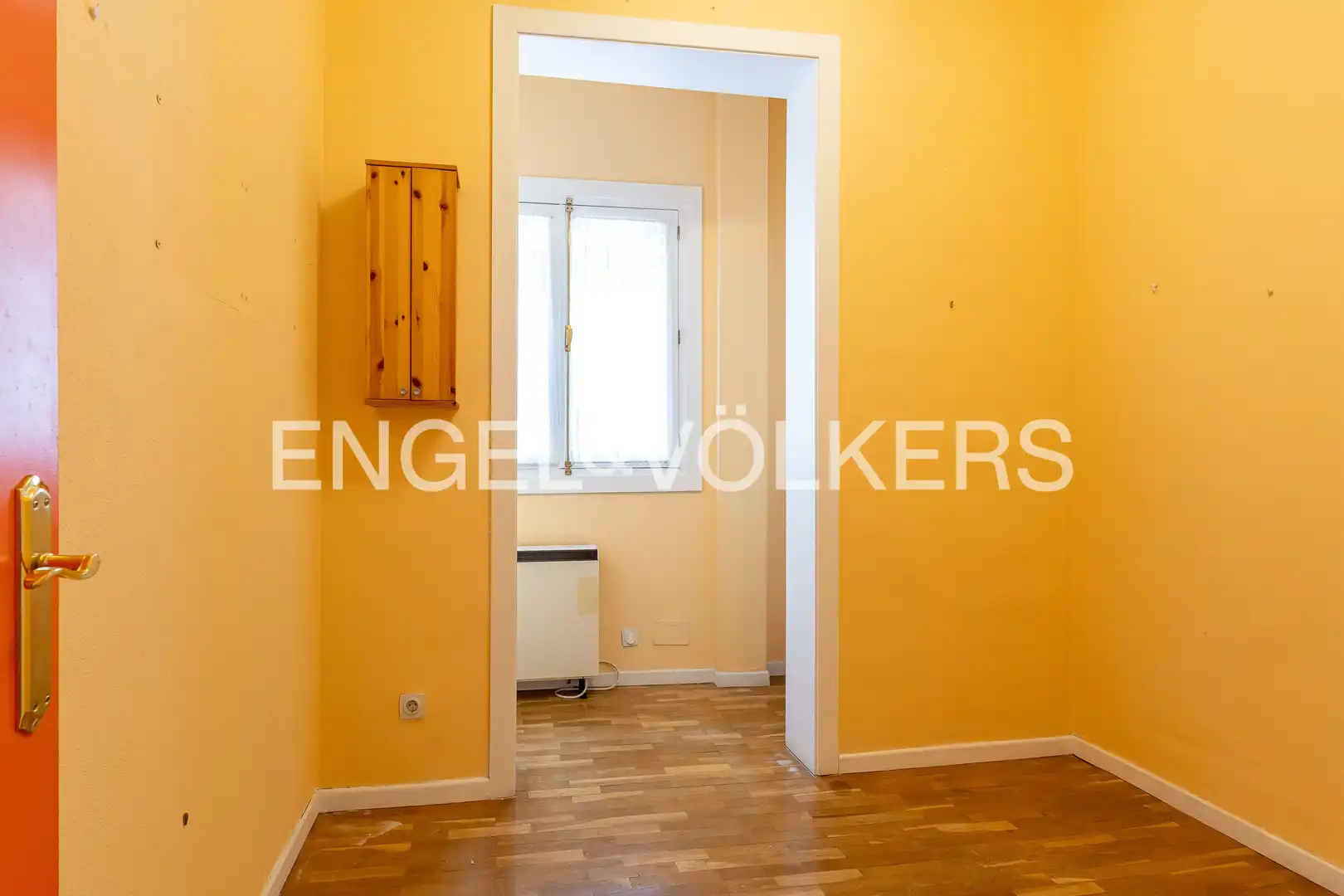 Flat for sale in Madrid  with Air Conditioner, Heating and Parquet flooring