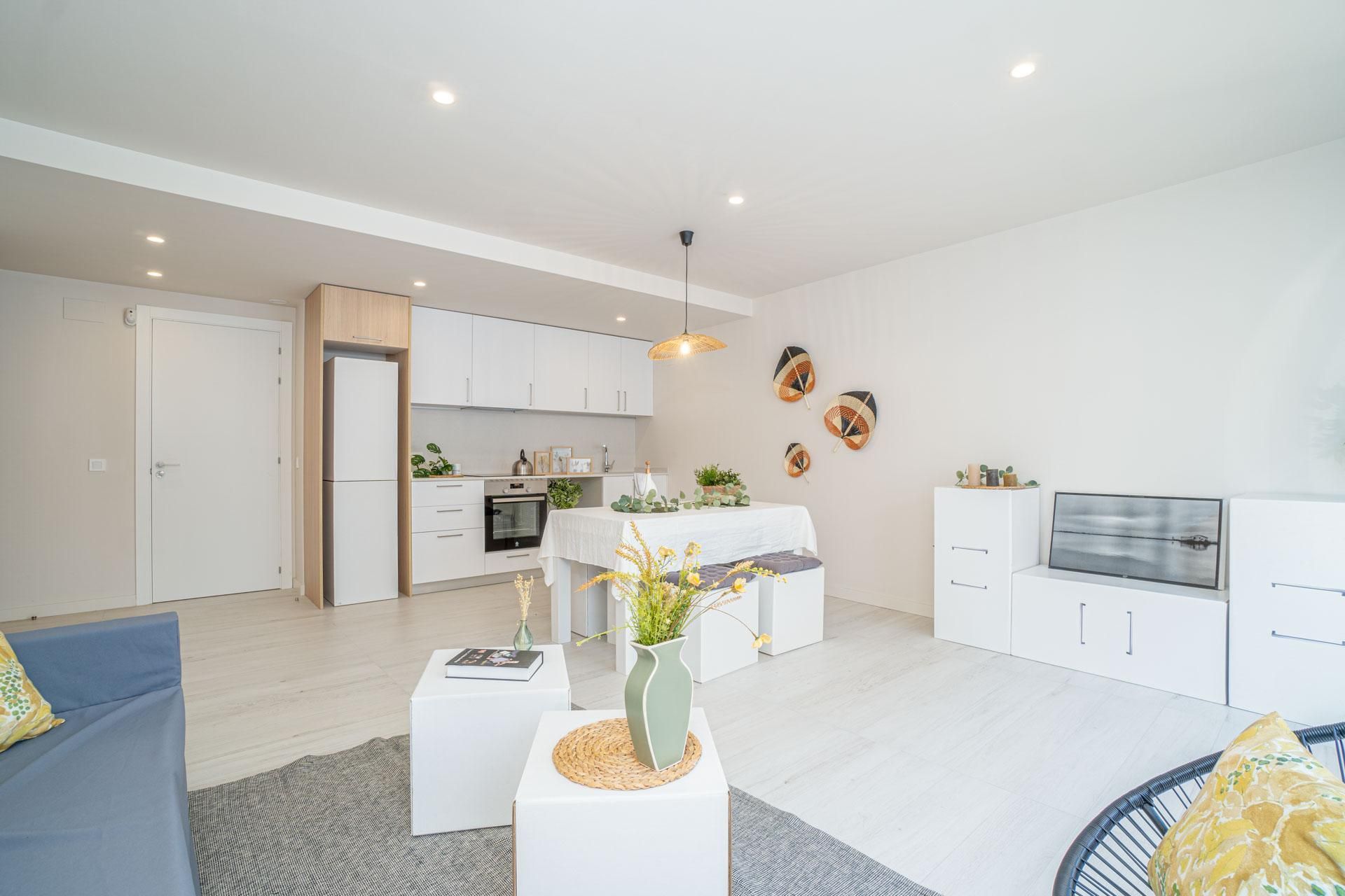 Kitchen of Flat for sale in Figueres  with Heating and Alarm