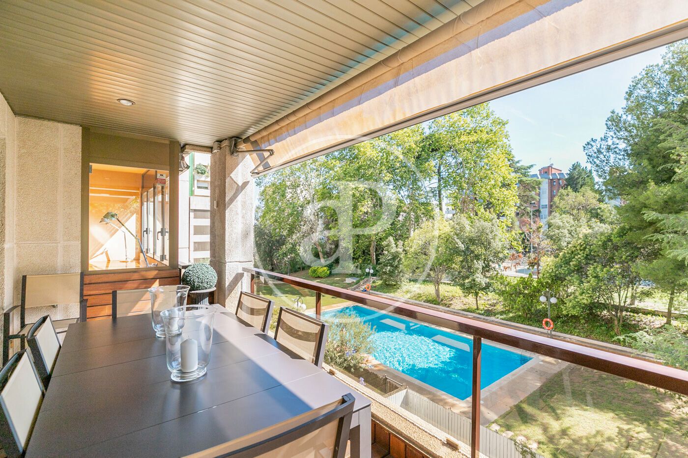 Terrace of Flat for sale in  Barcelona Capital  with Air Conditioner, Heating and Private garden