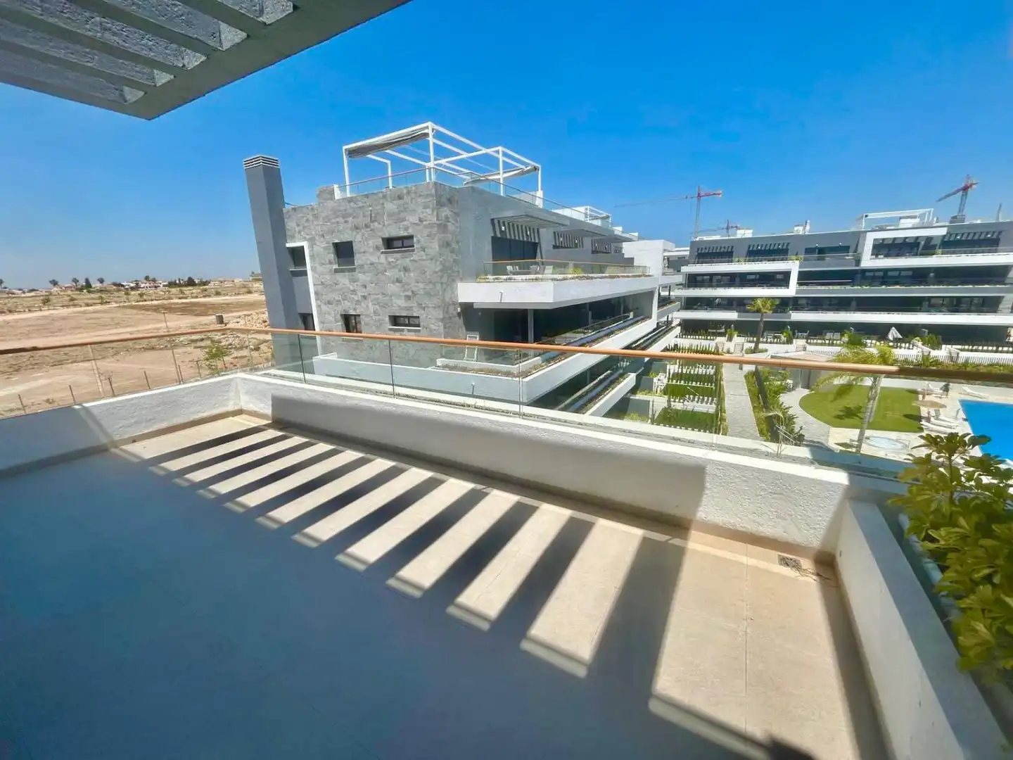 Terraza de Ático de alquiler en Torrevieja con Aire acondicionado, Calefacción y Terraza